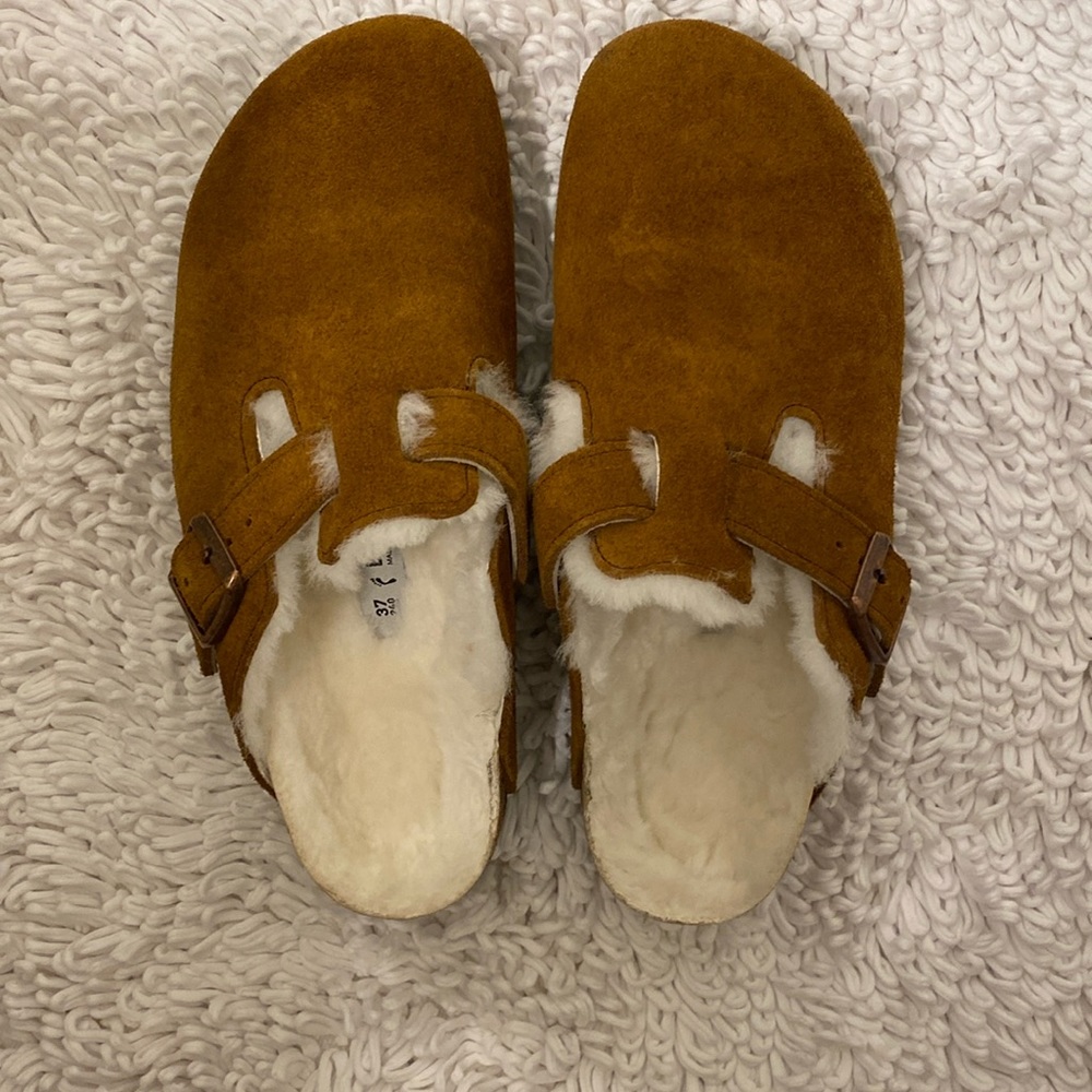BIRKENSTOCK shearling clogs
